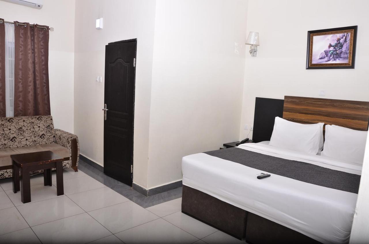 Residency Hotels Enugu Independence Layout Exterior photo