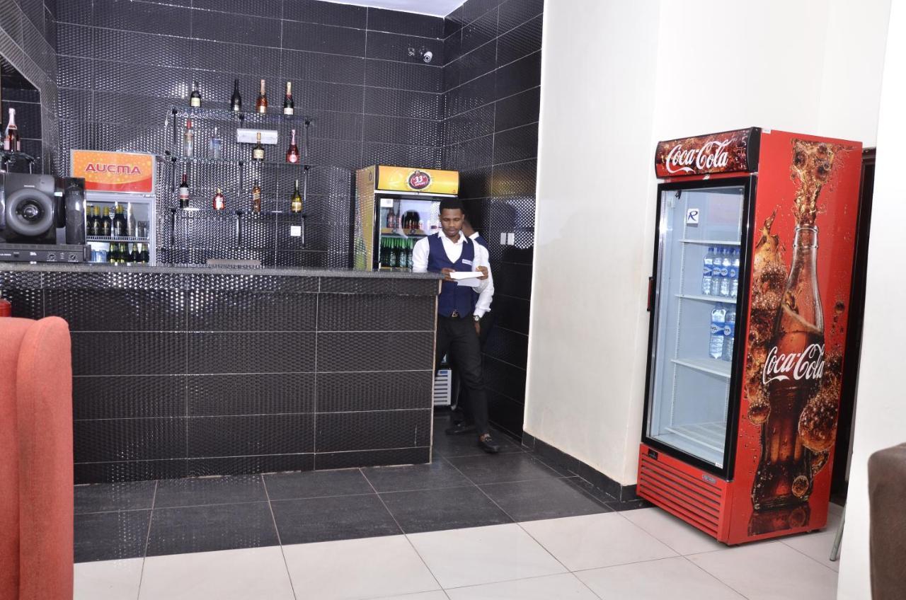Residency Hotels Enugu Independence Layout Exterior photo